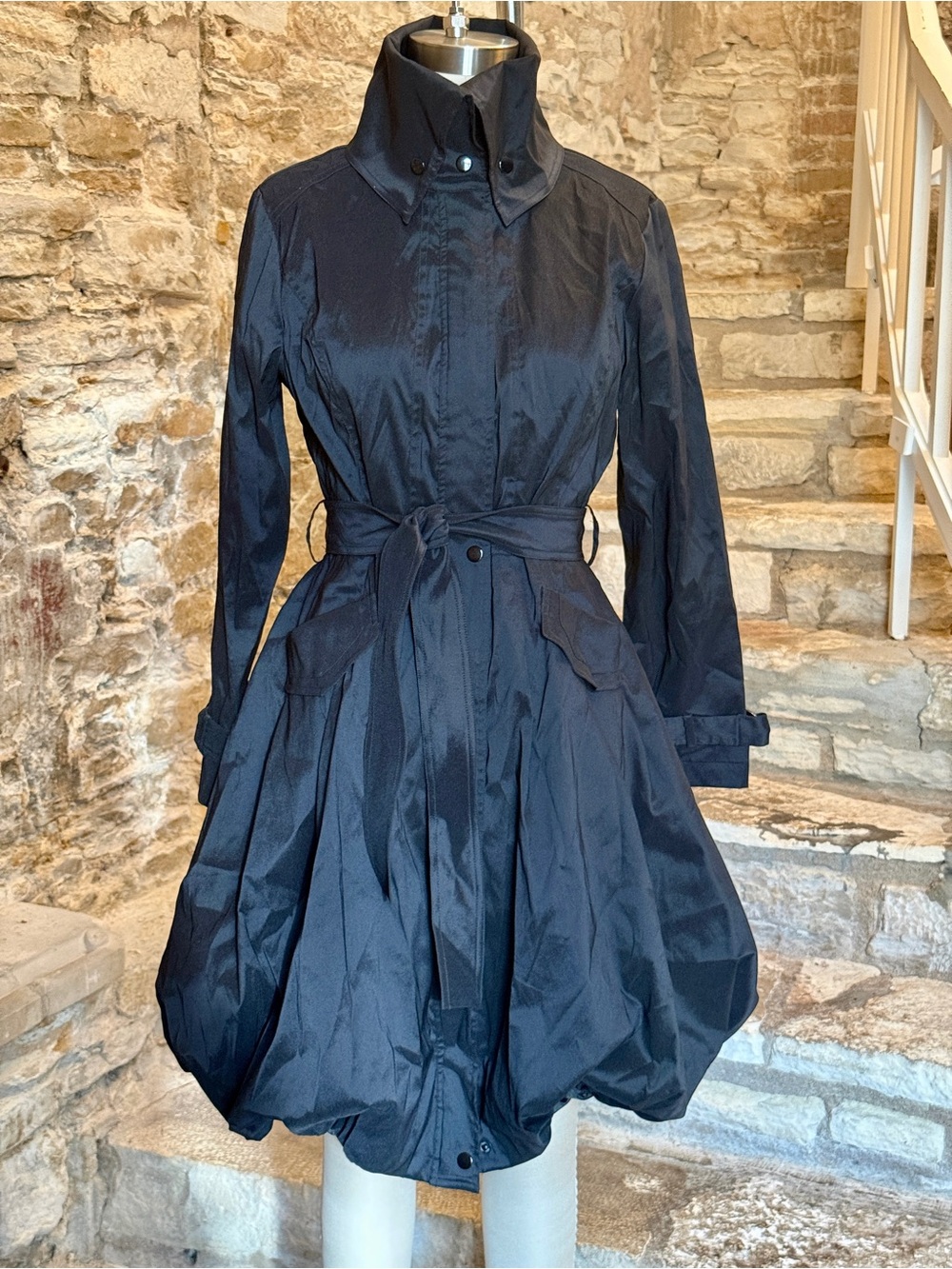 Samuel Dong Black Long-Sleeve Belted Balloon/Bubble-Hem Jacket